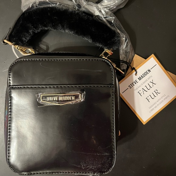 Steve Madden Boxy Crossbody Bag with Faux Fur Handle - Picture 2 of 4